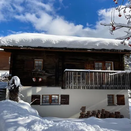 Alter Laerch Chalet