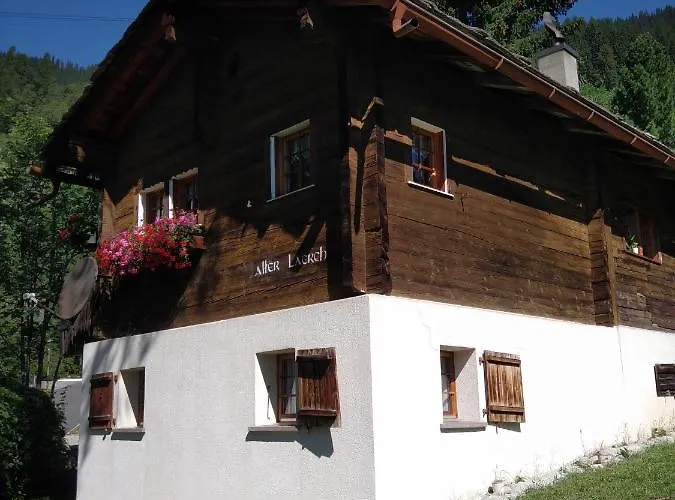 Alter Laerch シャレー ナータース